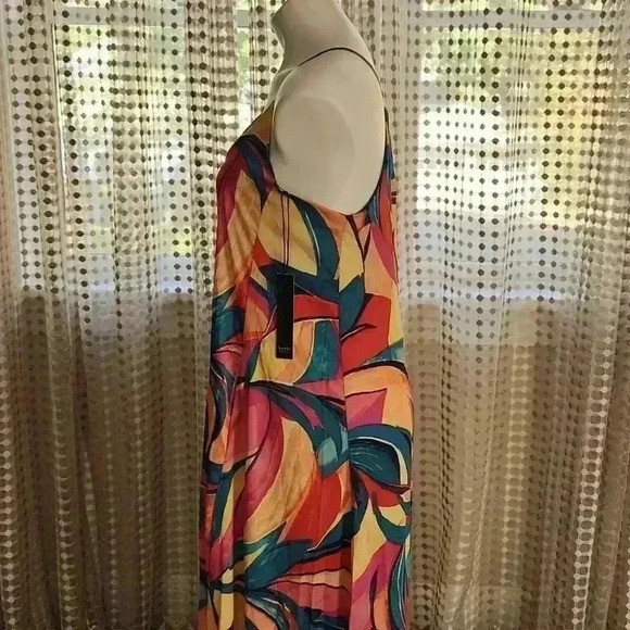Nicole Miller Abstract Floral Print Slip on Satin Maxi Dress - Picture 3 of 6